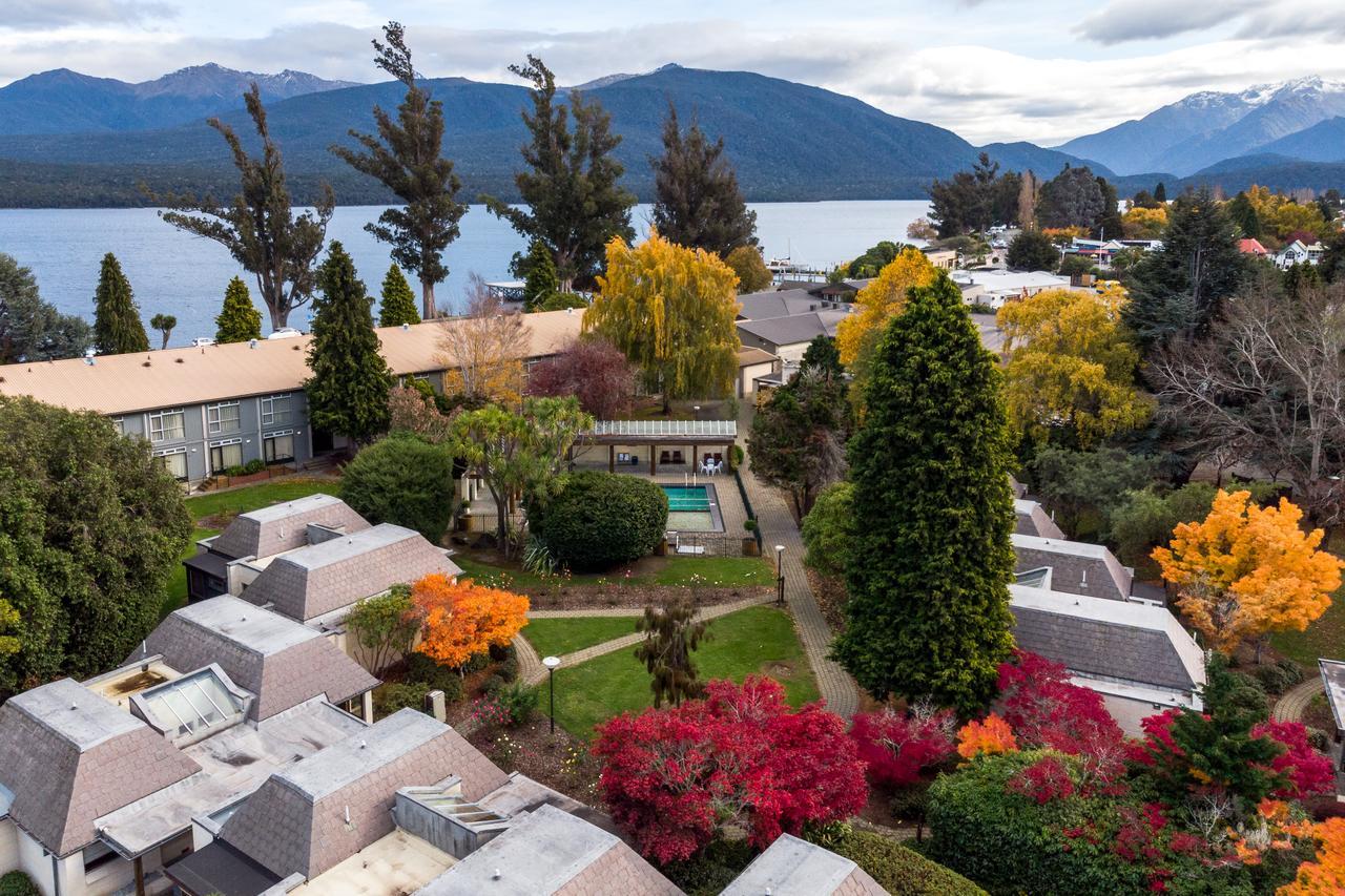 Distinction Te Anau Hotel & Villas Exterior photo